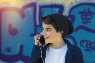 çocuk ile hareket eden 