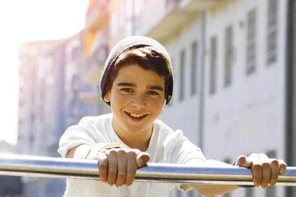 Child in the park — Stock Photo, Image