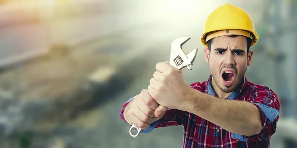 Trabalhador da construção o gritando — Fotografia de Stock
