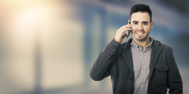 adam cep telefonu, iş ile