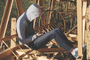 Young'ın rahat tarzı 