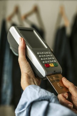 kredi kartı ile alışveriş