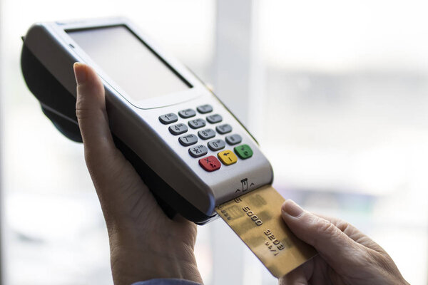 shopping with credit card