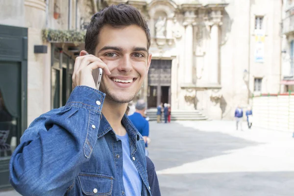 adam cep telefonu ile 