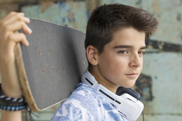 Child with skateboarding — Stock Photo, Image