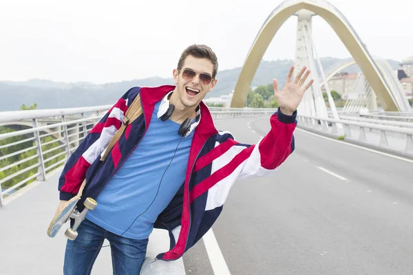 şehrin modern genç adam