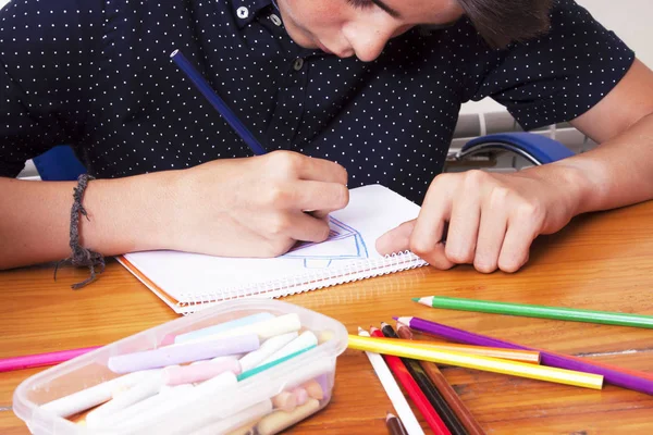 Child working in the school — Stock Photo, Image