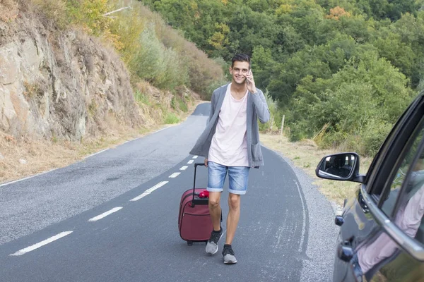 Personas que viajan en coche —  Fotos de Stock