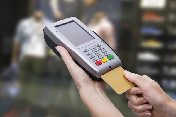 credit card with electronic payment terminal