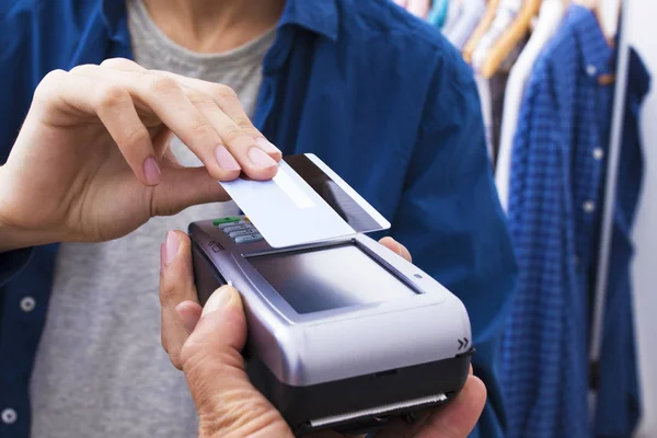 purchases and sales with credit card, electronic transaction