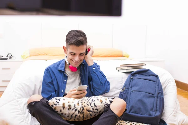 Listening Music Phone Headphones Home — Stock Photo, Image