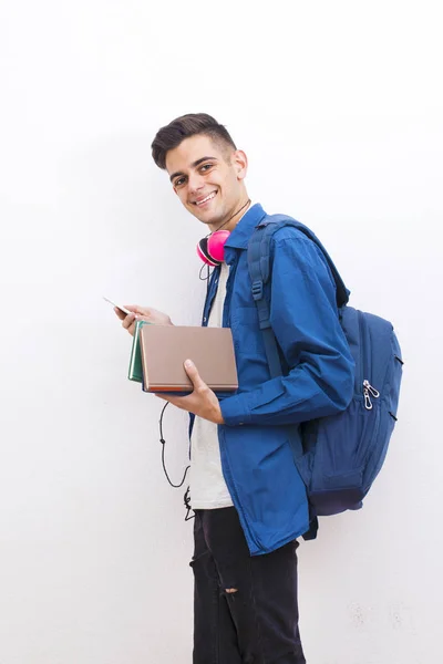 Adolescent Högskolestudent Med Mobiltelefon Och Böcker — Stockfoto