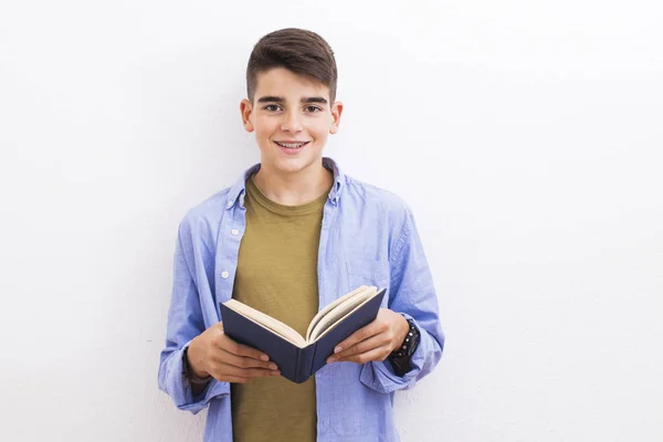 Jovem Adolescente Estudante Com Livros — Fotografia de Stock