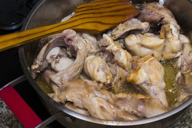 tavşan güveç pişirme güveç