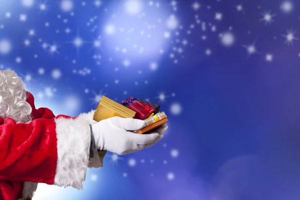Санта Клаус Папа Ноэль Руками Полными Рождественских Подарков — стоковое фото
