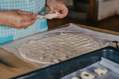 El yapımı çörek ya da geleneksel tatlılar.