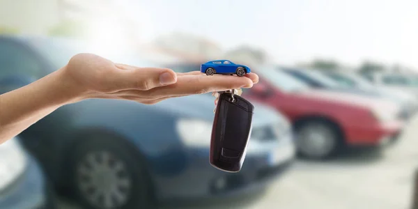 Hände Mit Schlüsseln Oder Autosteuerung Auto Kaufen — Stockfoto