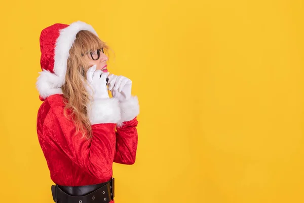 Santa Claus Mulher Com Telefone Celular Isolado Cor Fundo — Fotografia de Stock