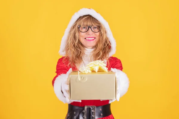 Santa Claus Isolado Fundo Cor Com Presentes — Fotografia de Stock