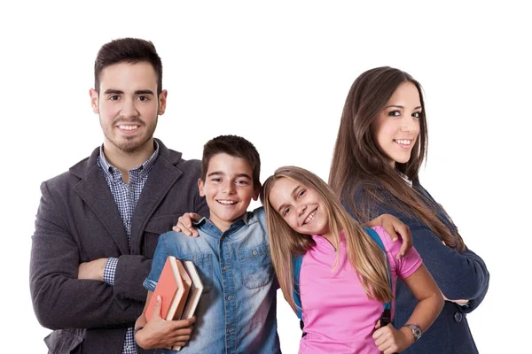 Usmívající Rodina Izolovaná Bílém Mladých Rodičů Malými Dětmi Školního Věku — Stock fotografie