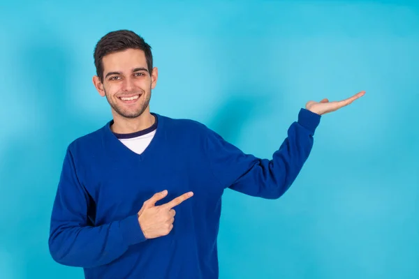 Young Man Isolated Color Background — Stock Photo, Image