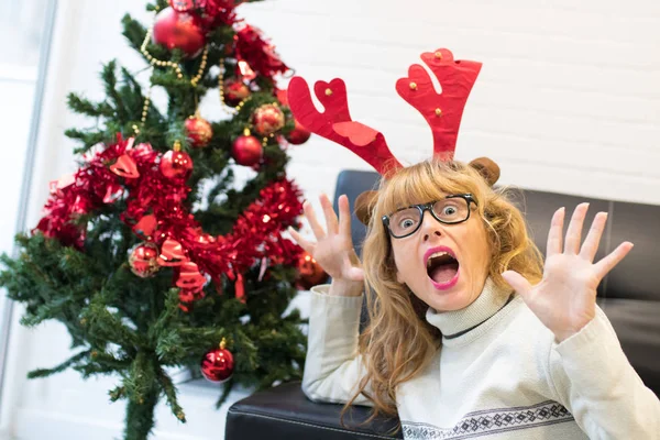 Divertente Donna Adulta Casa Natale — Foto Stock