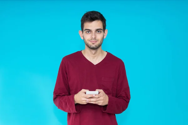 Man Med Smartphone Eller Mobiltelefon Isolerad Färg Bakgrund — Stockfoto