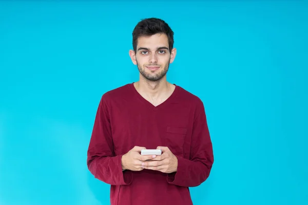 Homme Avec Smartphone Téléphone Portable Isolé Sur Fond Couleur — Photo