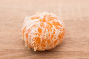 turuncu ya da mandalinasız cilt