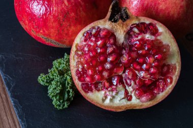 Tipik doğal sonbahar açık nar.