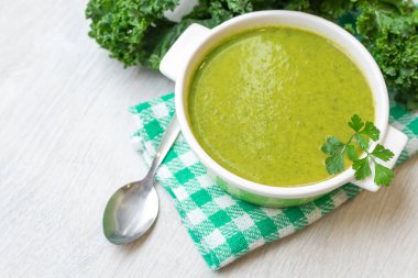 Doğal malzemeli, kremalı ya da saf sebzeli.