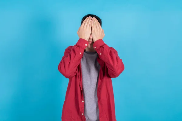 Jeune Homme Adolescent Étudiant Isolé Sur Fond Coloré Avec Votre — Photo