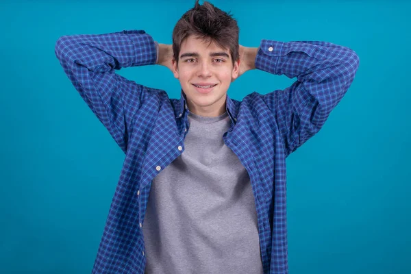 Jong Mannelijk Tiener Student Casual Stijl Geïsoleerd Kleur Achtergrond — Stockfoto