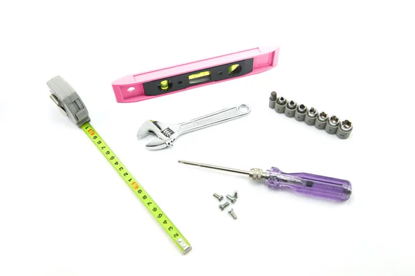 Πολλά εργαλεία scewdriver, βίδες, leveler, γαλλικό κλειδί, μετροταινία — Φωτογραφία Αρχείου