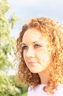 güneşli bir gün portre