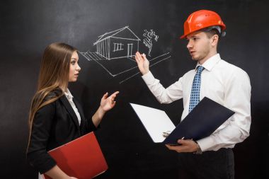 Oluşturucu proje istemciye gösterir..