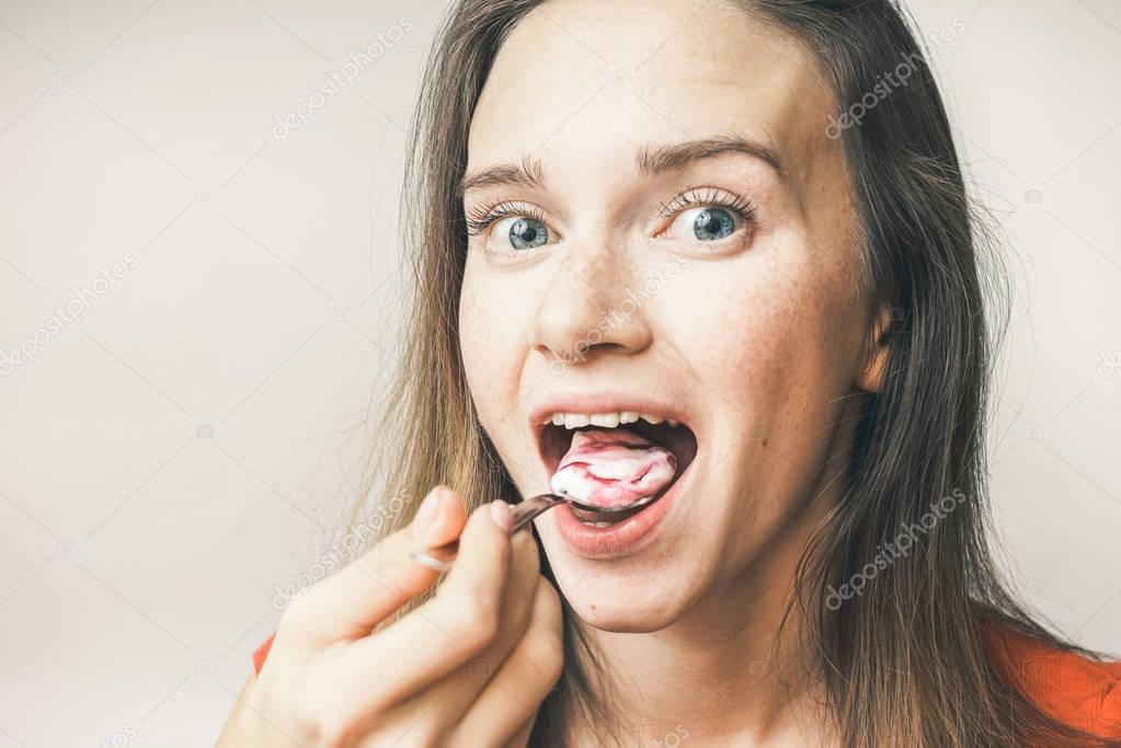 Full mouth of food,eating woman,funny
