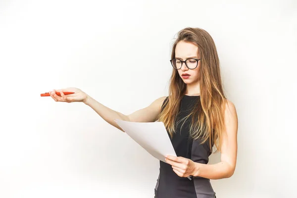 Denken junge Frau isoliert, Büroangestellte auf weißem Hintergrund — Stockfoto