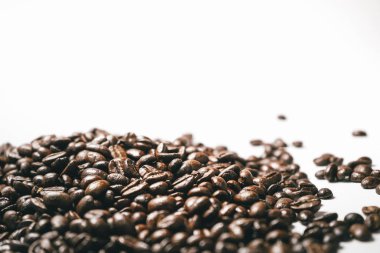 kahverengi tahıl, beyaz adam Tarih kokulu kahve çekirdekleri