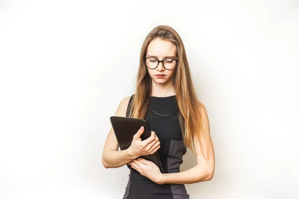 Elegant lucrător de birou izolat cu tabletă PC, loc de muncă — Fotografie, imagine de stoc