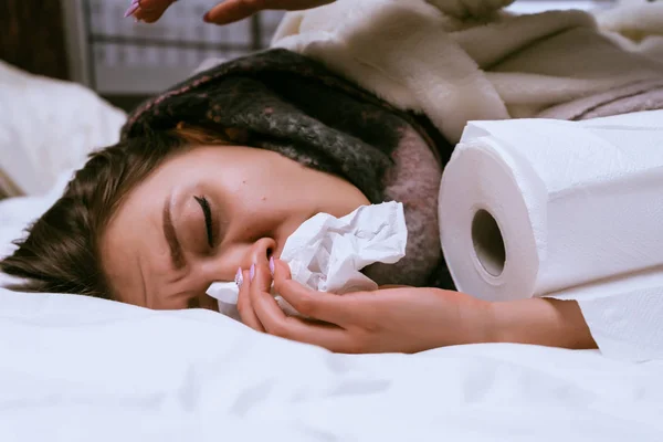 Sad young girl gets sick, sore throat, fever, runny nose — Stock Photo, Image