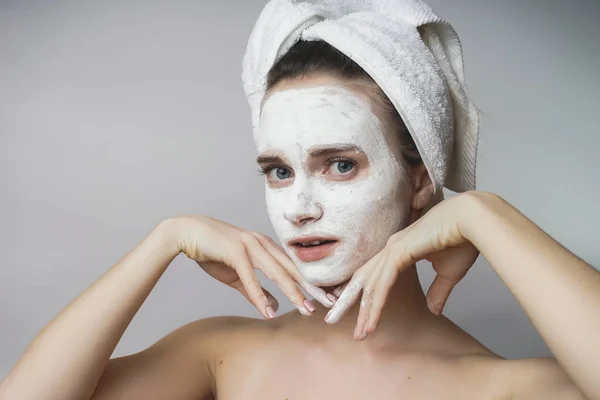 Beauty teen, woman like white skin care mask on face — Stock Photo, Image