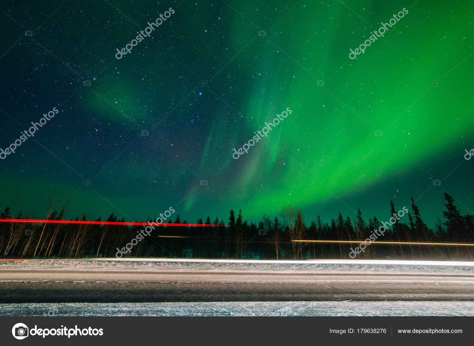 Northern Lights Aurora Borealis Green Purple Blue Stars North Pole Iceland Russia Stock Photo Image By C Mne Len