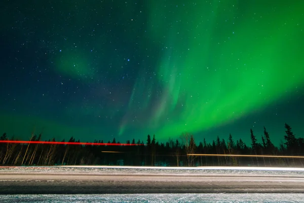 Northern lights , Aurora borealis, green, purple, blue, stars. North Pole, Iceland, Russia — Stock Photo, Image