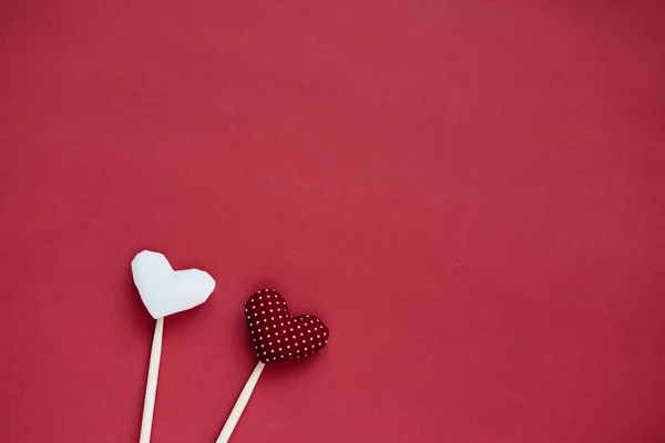 Fondo de San Valentín con dos corazones de regalo de amor —  Fotos de Stock