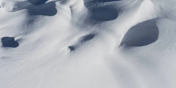 Natura invernale, lontano freddo nord, tanta neve bianca — Foto Stock