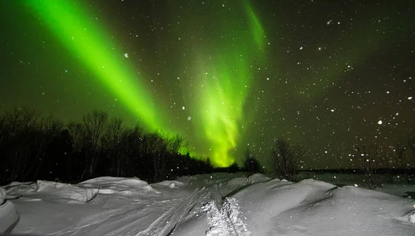 Northern lights ,Aurora borealis,green,purple,blue,stars. North Pole,Iceland,Russia — Stock Photo, Image