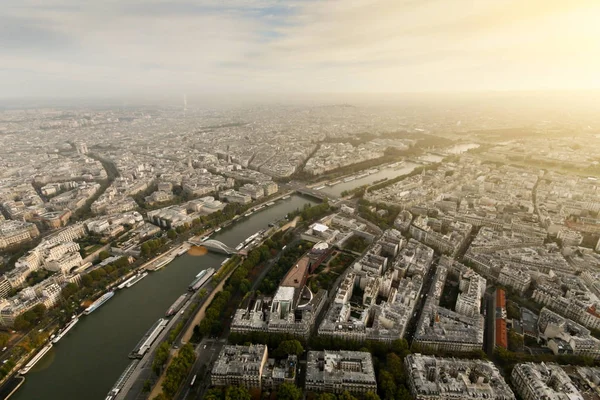 Uitzicht Seine Boulevard Met Toren Van Eiffel Paris Frankrijk — Stockfoto