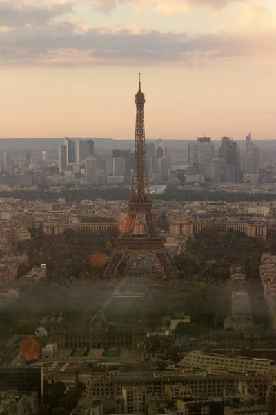 Early Autumn Paris Eiffel Tower Fog Twilight — Stock Photo, Image