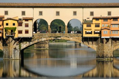 Yaz. İtalya. Florence. Ponte Vecchio.